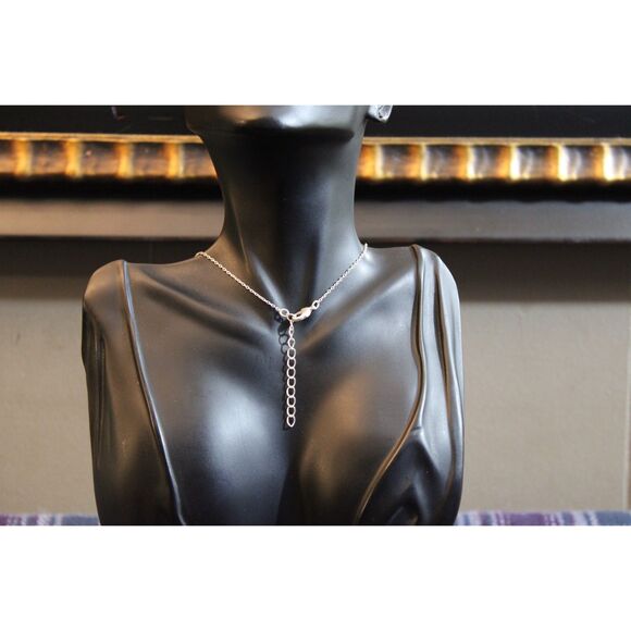 NWT Radiant Pink Czech and Swarovski Crystal Heart Charm Necklace - Picture 10 of 10